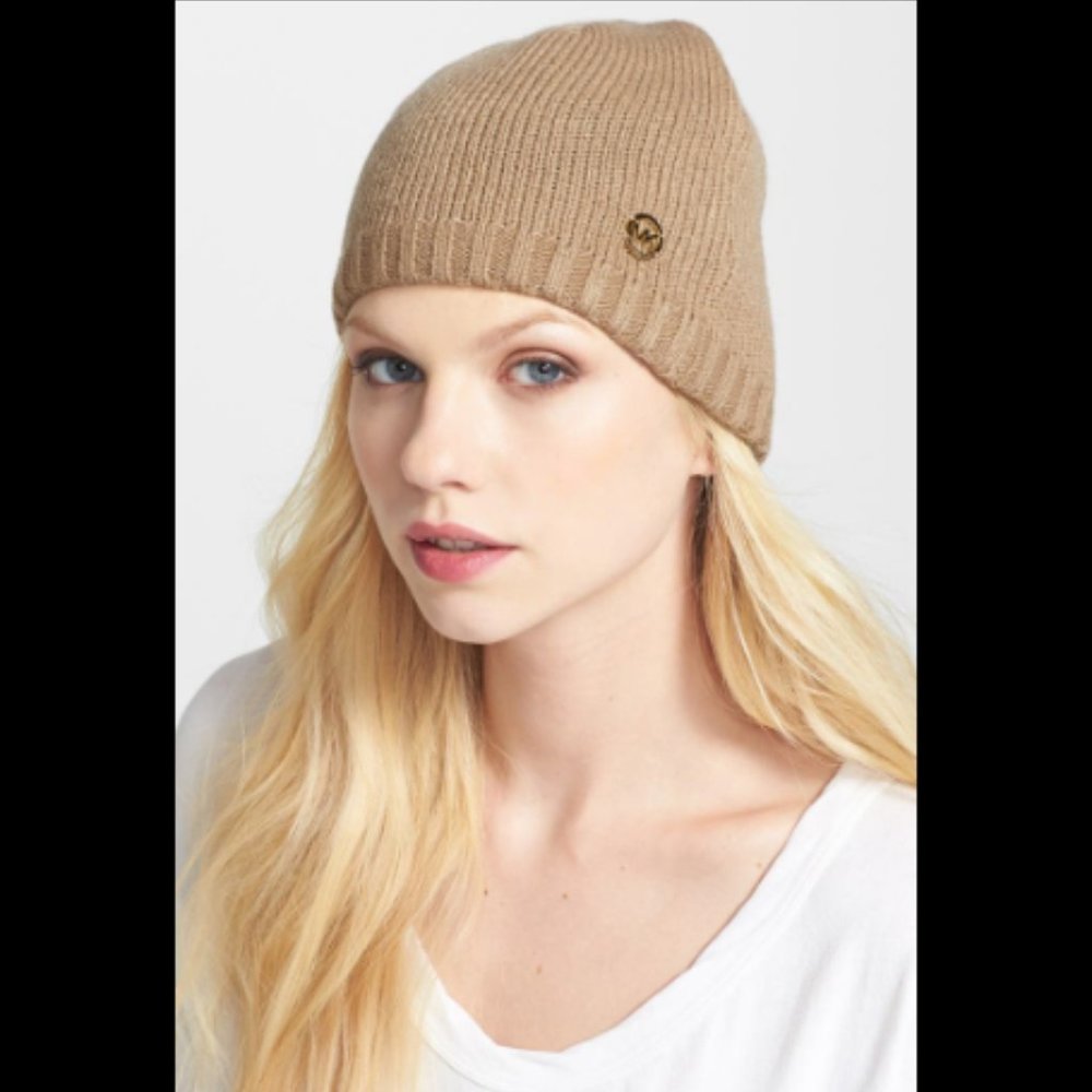 Michael Ribbed Knit Beanie Hat - Camel New With Tags